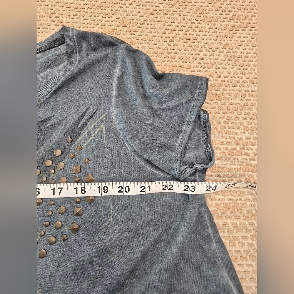 HARLEY DAVIDSON Multi-Stud V Neck Short Sleeve Sharkbite Hem Green Tee Sz Large - Picture 8 of 9
